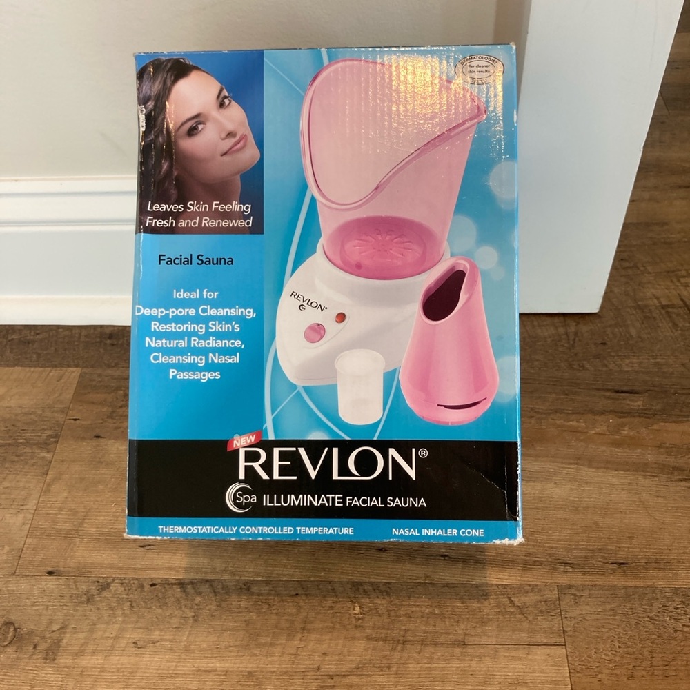 Revlon Illuminate Facial Sauna - Pink - New unopened box